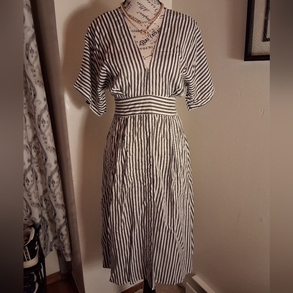 Elan Midi Dress